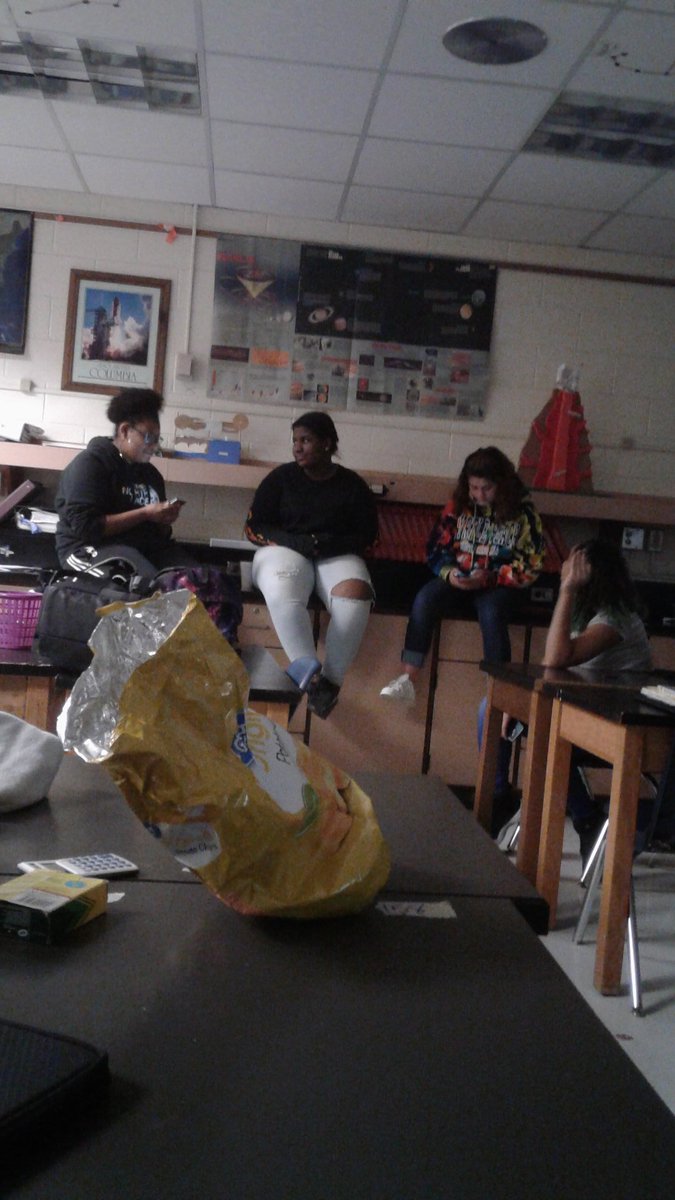BirdSpectrum's tweet photo. Had a great meeting today watching Forrest Gump! Catch us next Friday in Room 115 for our second Education Day on #Asexuality!
#LGBTQ #oneccps #BeTheU #BeTheChange #BirdStrong https://t.co/HzTprVdaT3