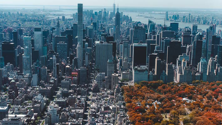 TimeOutNewYork's tweet photo. 50 reasons fall in New York is the best: https://t.co/JmXulDskP2 https://t.co/grOtu5x8jz
