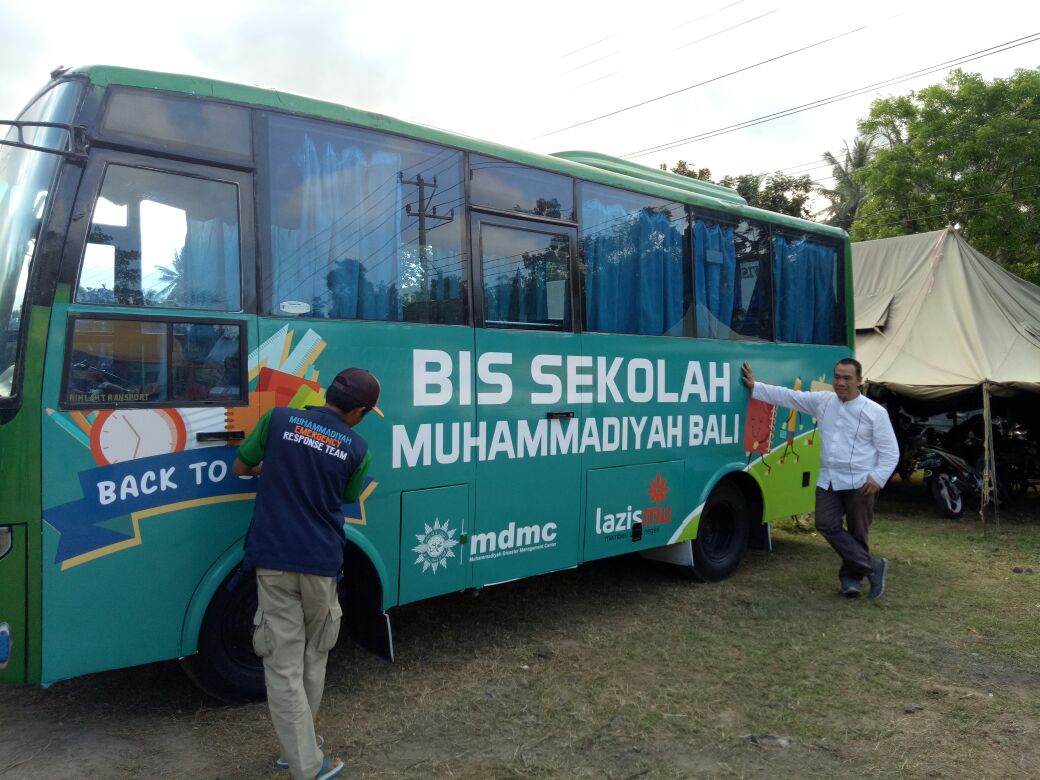 Muhammadiyah Disaster Management Center On Twitter Bis Sekolah Untuk Layanan Antar Jemput Anak Sekolah Pengungsi Siaga Erupsi Gunung Agung Mdmc Lazismu Muhammadiyah Https Tco Poniozl7fa