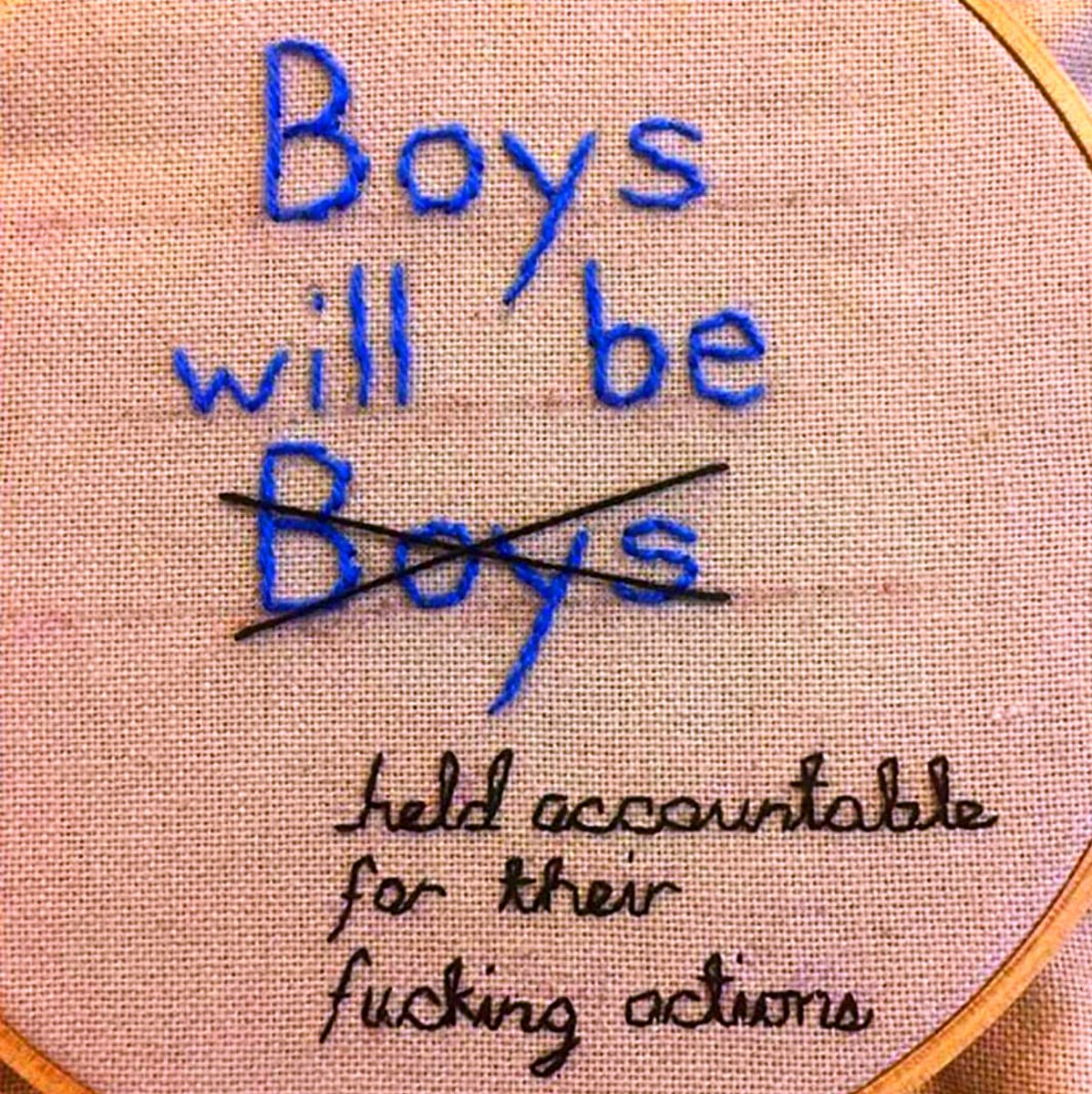 RRN3's tweet photo. WOMEN Are The WALL!
#FireHannity #FireTucker #FireTrump #FireAlexJones #DayoftheGirl #weinsteinscandal #HarveyWeinstein #WomenBoycottTwitter https://t.co/zxCY1PDmFK