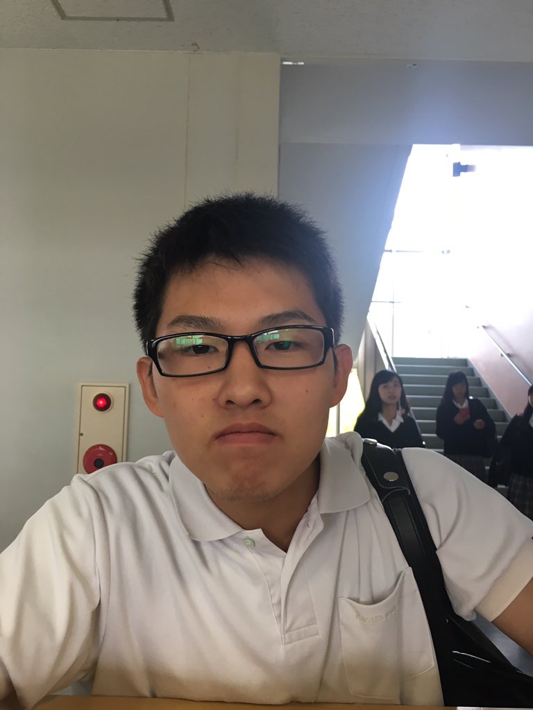 Qa8NrkY's tweet photo. 坊主になる大山です！ https://t.co/8ExQ17Tzxi