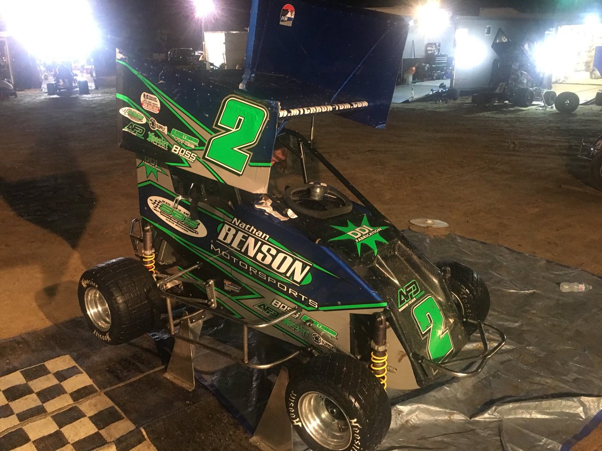 The father-son duo of Nathan (Outlaw) and Garrett Benson (Jr. Sprint) sweep qualifying at the Show-Me Showdown as they both earn quicktimes!