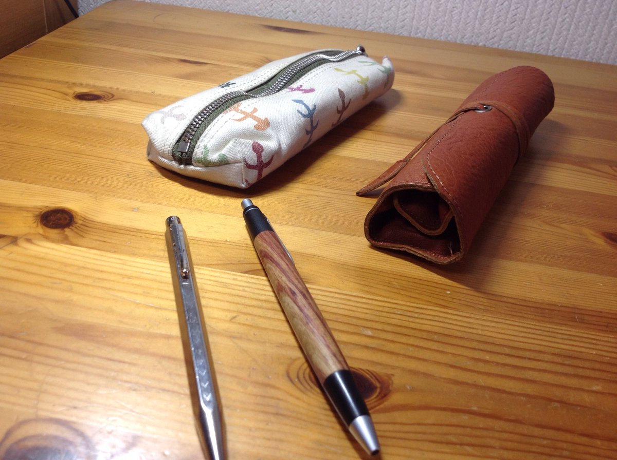 ぽりりき على تويتر Staの文房具タグ 1 野原工芸シャープペンシル カランダッシュエクリドール 2 土屋鞄ロールペンケース 帆布ペン ケース 3 カキモリオリジナルノート 4 カランダッシュ ペリカン ぺんてる 5 モンブランマイスターシュテュック149 T Co