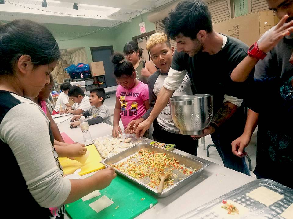 rootdownla's tweet photo. Chef Cyril Kabaoglu is upping our culinary game!  Kids making veggies look like this?! Please invest $5 in our kids!
https://t.co/PGPMvT9UhA https://t.co/PcwhtsrUfc