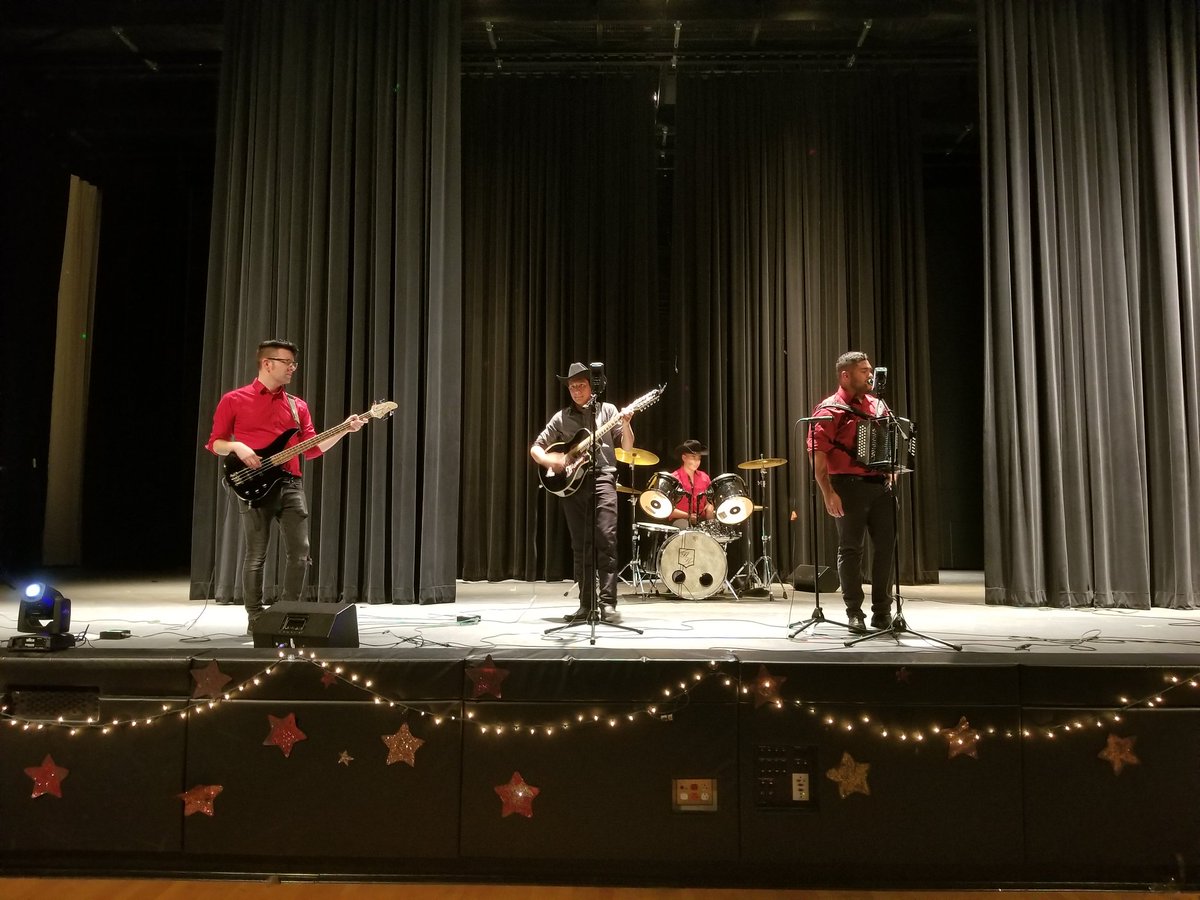 TheMaroonBOYCP's tweet photo. Homecoming was a success! Shout out to Ilusion Norteña for their great set tonight. #BOYCP https://t.co/8TrE6IED0S