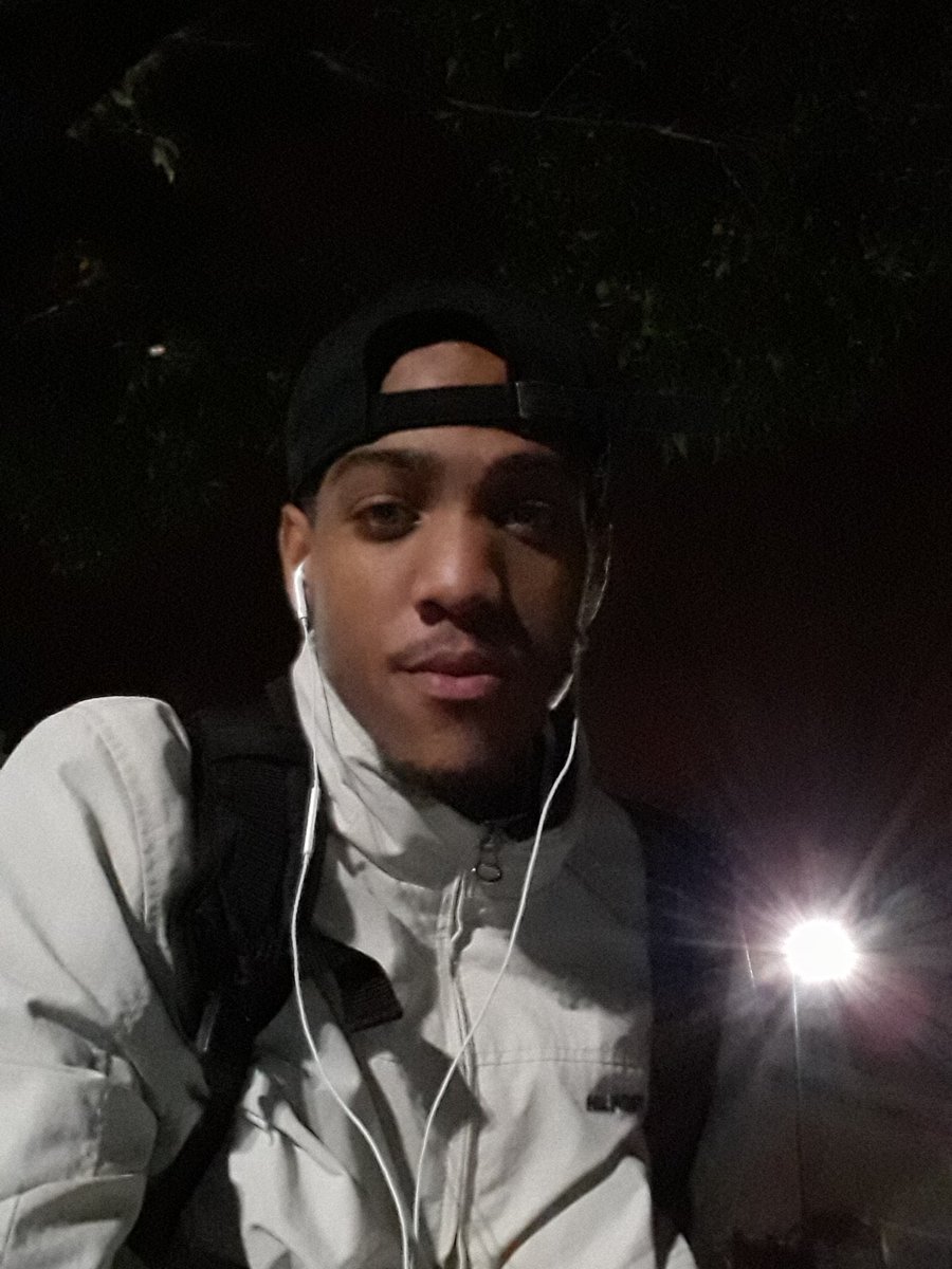 cclips__'s tweet photo. The other night. #latenight https://t.co/SSqFkyKTYc