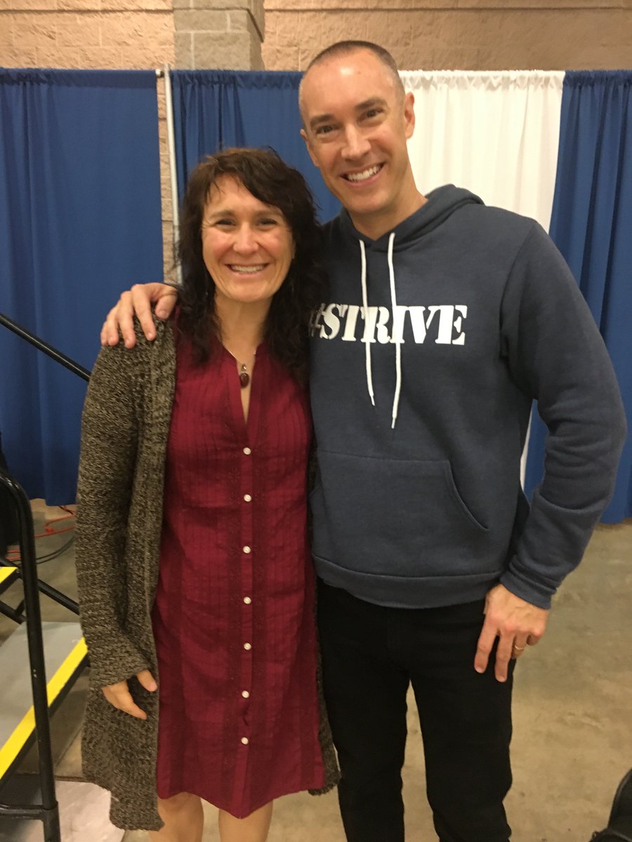 katrinakrych's tweet photo. Great Elementary Principal Conference with keynote @educationhall - inspirational and reflective time in GB - #AWSAinWI https://t.co/9kW3pRd7k2