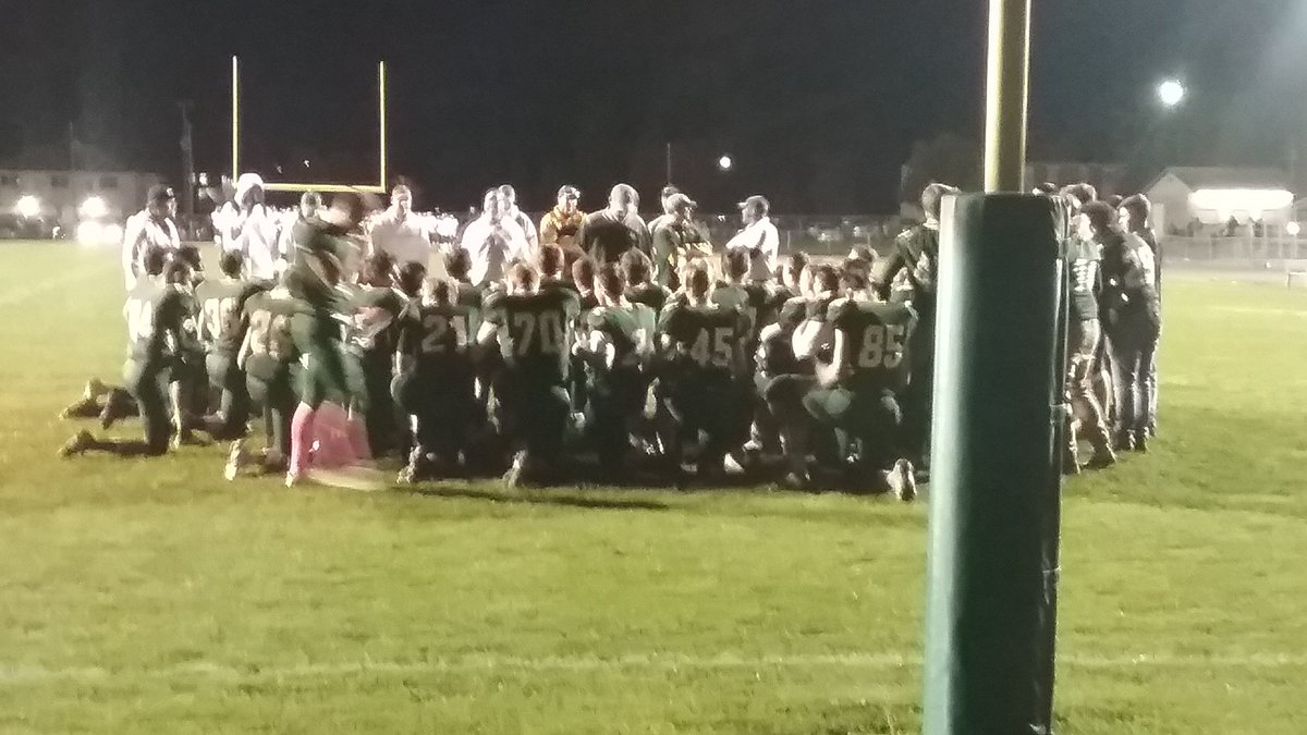 nmofsrr's tweet photo. @sctimestom #ALEXvsSRR #NCDFB #Kare11Football LIVE @CoachKlaphake "How did this happen?!" @SrrStorm wins OT thriller 38-36 over ALEX https://t.co/Yf7hoGFQ46