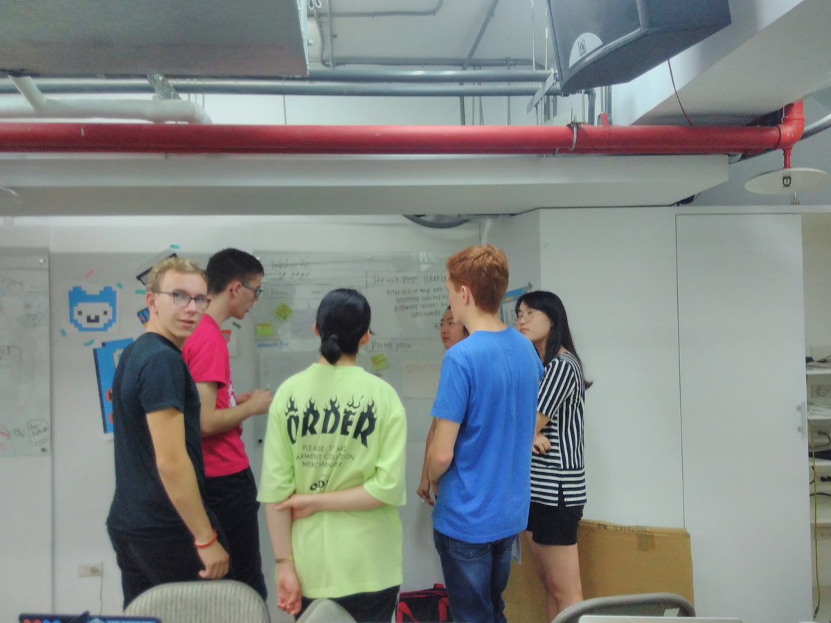 jugendhackt's tweet photo. Happy Hacking in Taipeh #vernetztewelten #jhAsien #teamtaipei https://t.co/gcFbdOBnGO
