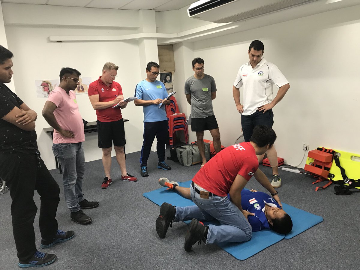 probertjo's tweet image. Another Singapore WR L2 ICIR course is underway... #singaporerugby @WorldRugby #playerwelfare