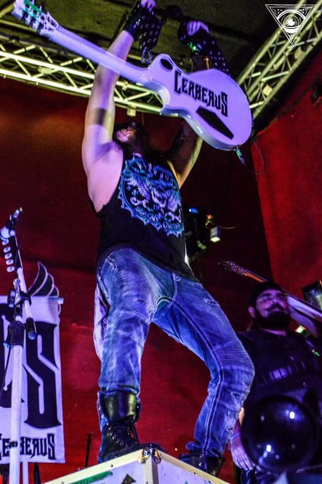 BWEntMX's tweet photo. Hace unas semanas de la mano de todos ustedes y @CerberusOrder apoyamos a México con un gran concierto⚡ RT si tu estuviste ahí https://t.co/oTgUjyYKMr