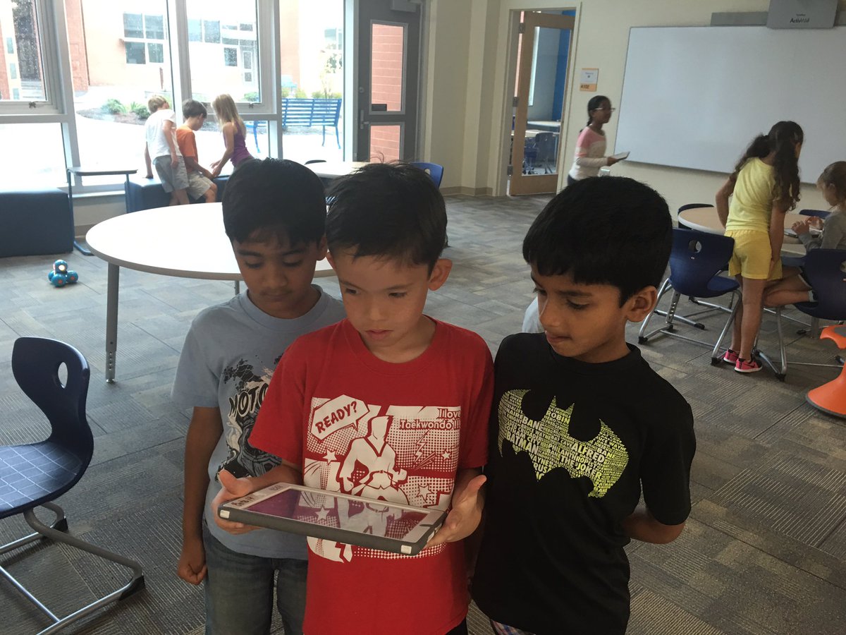 flhatzop's tweet photo. Scholars simultaneously code and share system connections. #codeinput #systeminteractions #conceptualthinking https://t.co/1KVQr9NbHr
