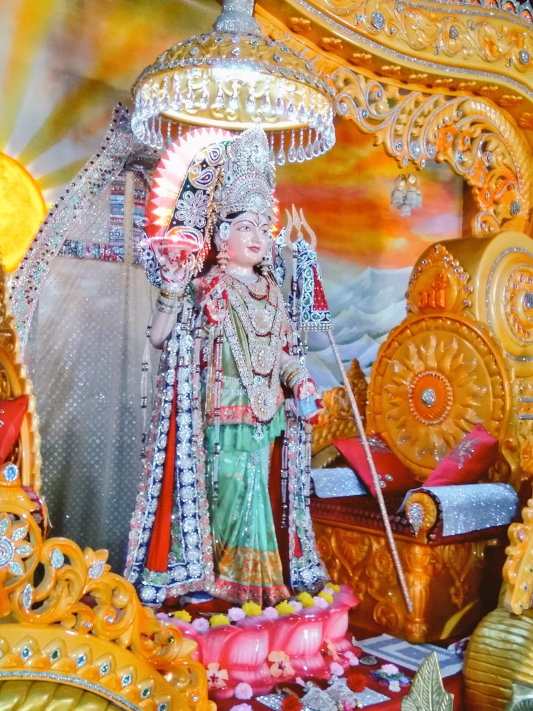 Gopal222426's tweet photo. Jay Maa vishvambhari https://t.co/UX4sxG8jAe