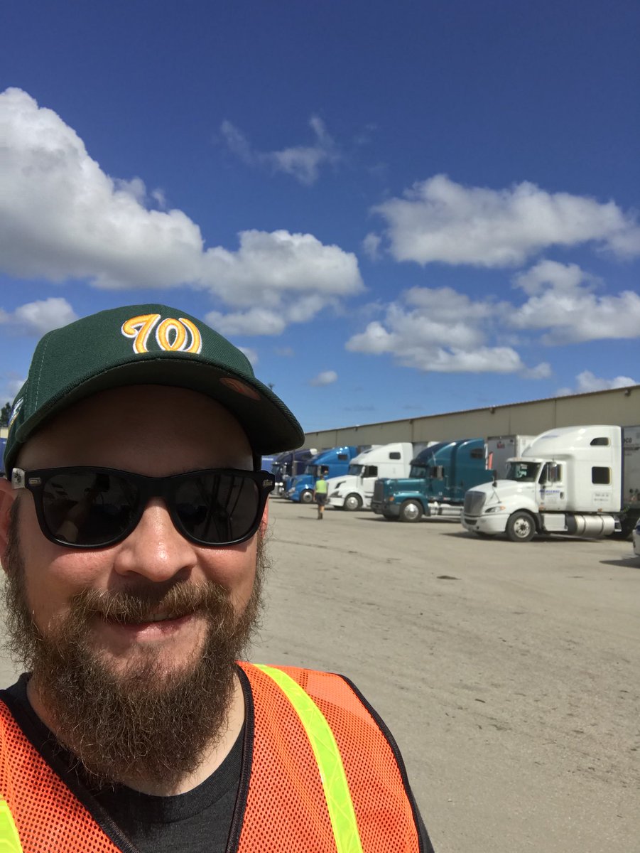 danduckwitz's tweet photo. Current assignment - logistics - cross shipping supplies to #PuertoRico #surgecapacityforce https://t.co/nLbuoSiCOu