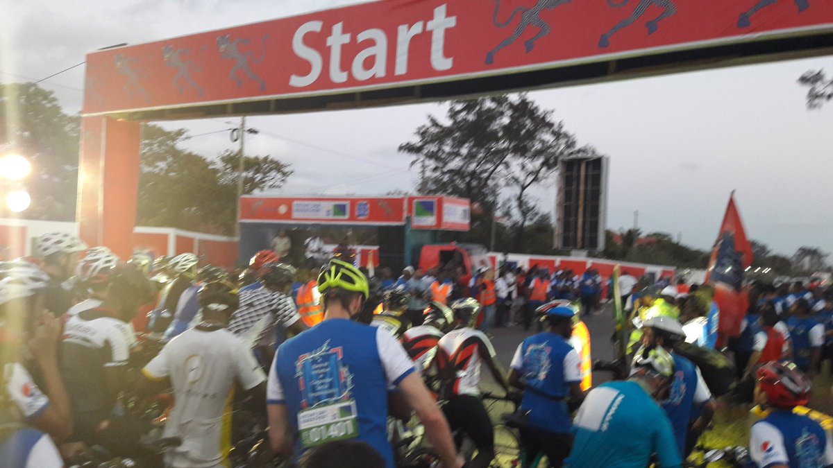Cath_Njuguna's tweet photo. Cyclers ready to kick off! kicking off #RDM2017 #rotary #Tanzania https://t.co/uipumVY9jH