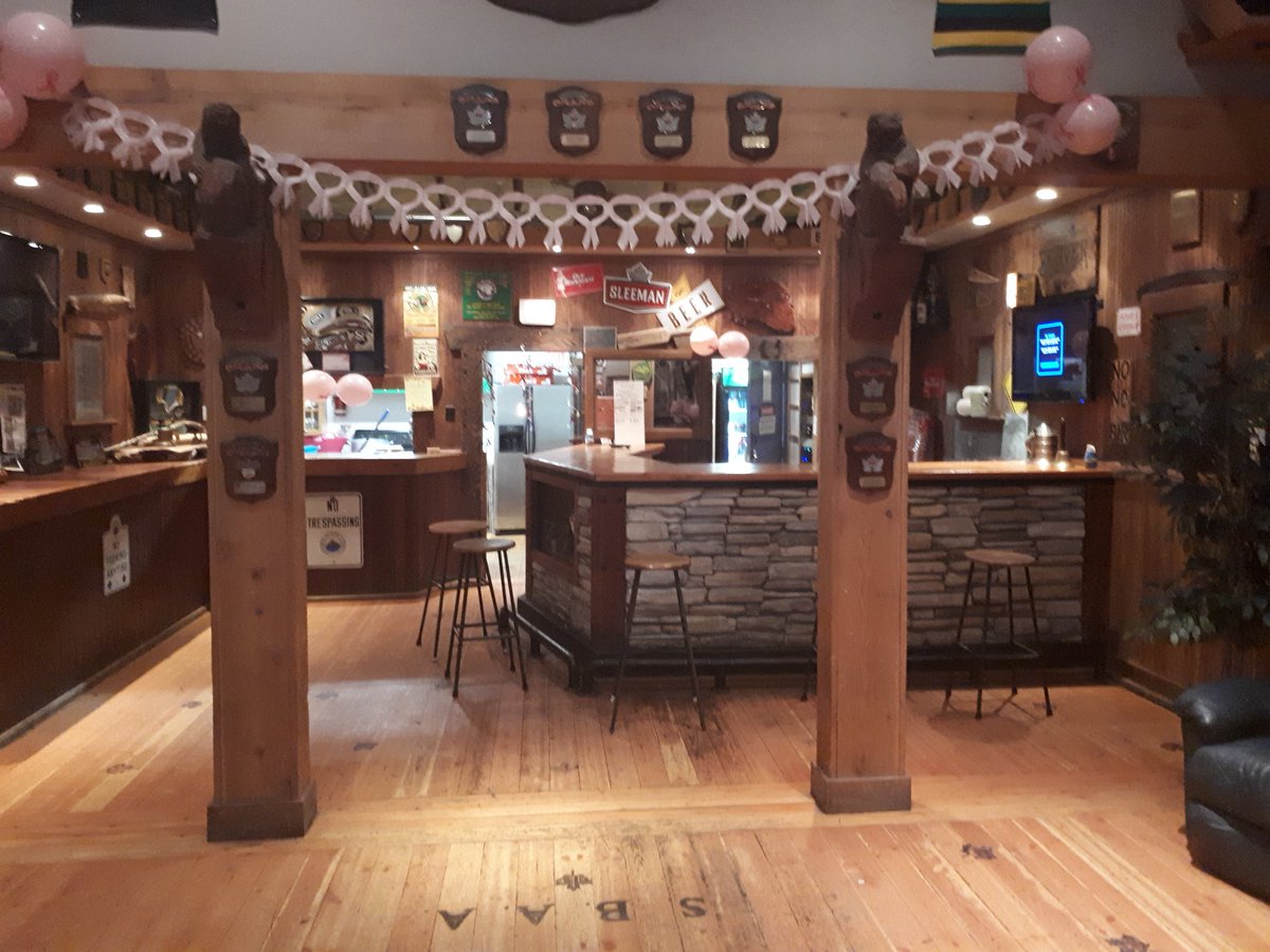 BeaversRugby's tweet photo. It's been a busy day prepping for #ruckforthecure tomorrow! All worth it! Should be a great day @bcrugbyunion @BCRugbyNews @cancersocietybc https://t.co/z8bmHSj8p1