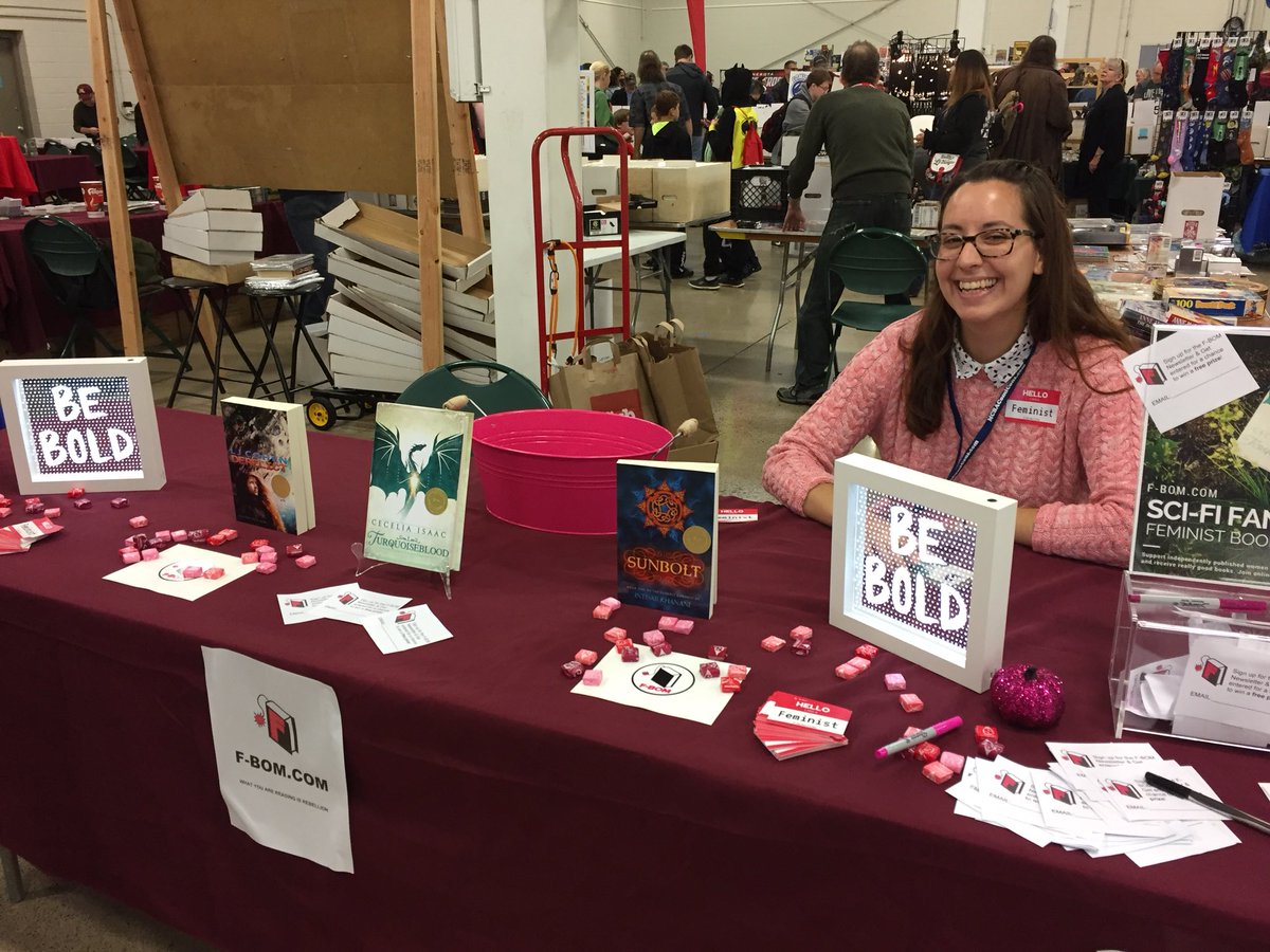 SuperpoweredSoc's tweet photo. #TwinCities has some amazing people! @HerStoryArc was at @MCBAcomicons #Fallcomicon sharing how they are empowering self-published women! https://t.co/rYizLyUS13