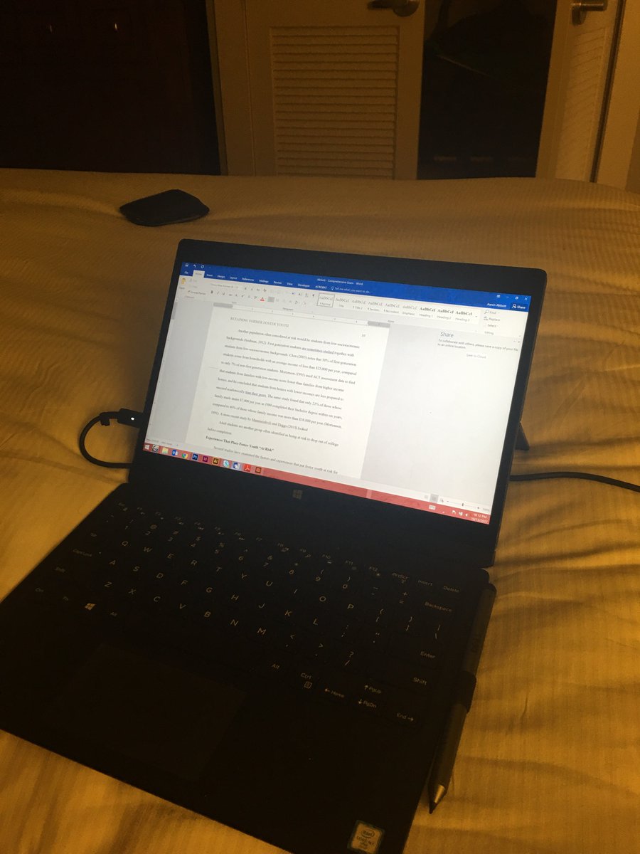 aaron_abbott's tweet photo. How Iโm spending my last night (like every night before) at #NACADA17. #eddproblems #research #litreview https://t.co/JhhmGefh3M