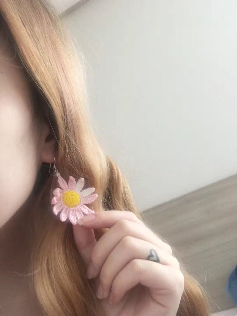 BORO818's tweet photo. 우리 엄마 짱!!!🌼🌼 https://t.co/LauMAiuEig