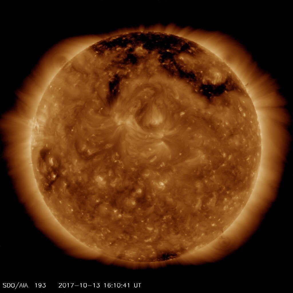 chematierra's tweet photo. ACTUALIZACIÓN;
Tormenta solar en desarrollo últ.15h Oct13 y 14/2017
Menor 9h; G-1 Kp5 
Moderada 6h; G-2 Kp6
+Info:
https://t.co/zBi04TFaWl https://t.co/t9lpXXQmv9