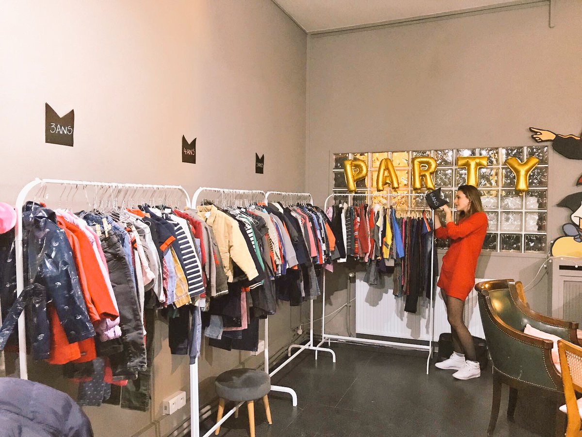 18StMarcel's tweet photo. Aujourd’hui (samedi) et dimanche de 10h30 à 19h30 venez rencontrer l’équipe de @MonPolochon pour leur vide dressing enfants de 0 à 6 ans au @18StMarcel 💓👚👶👕🎉 https://t.co/ojRxi8tV8f