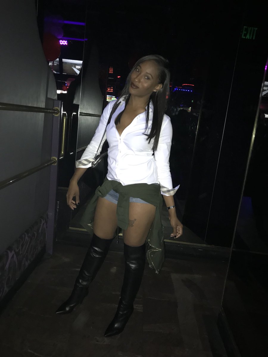 TiffyMichy's tweet photo. Tell a hater... FUCK YOU! #MSU150 https://t.co/k1HcFjGUbz