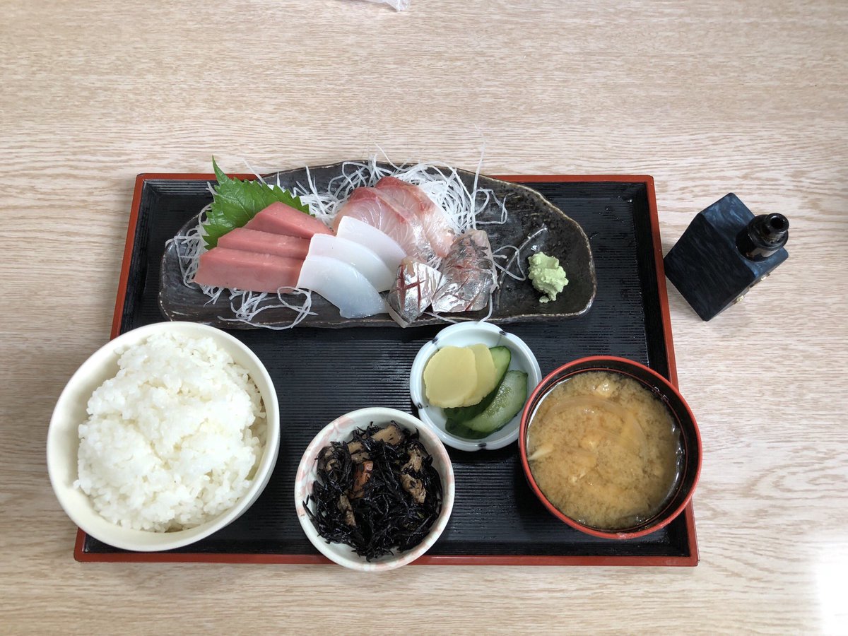 bigzou's tweet photo. ランチ…刺身定食
#X-DRIP #x_drip https://t.co/gVaanTnu8z