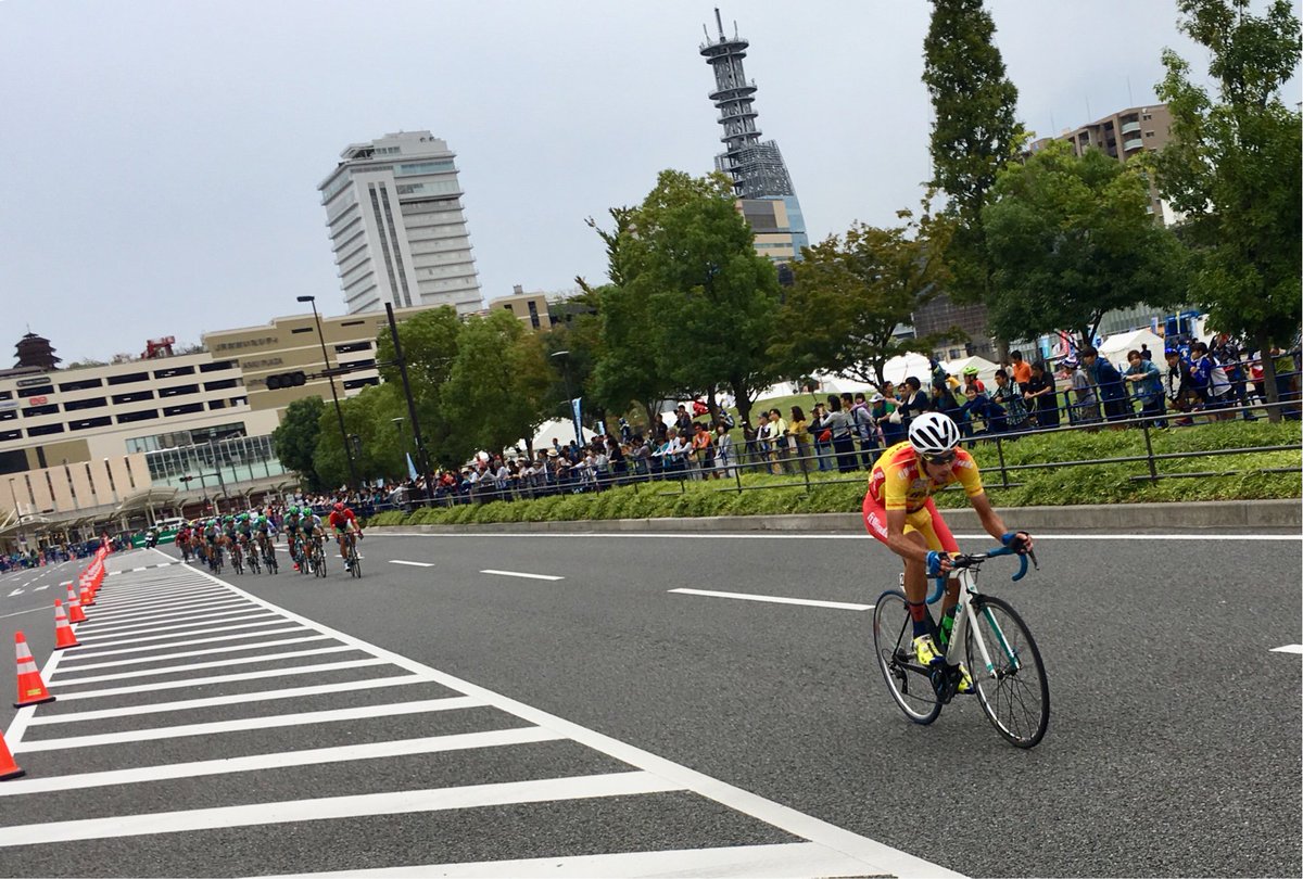 206　Javier Sarda Perez　エルドラード東北

４秒差で逃げている。

残り５周