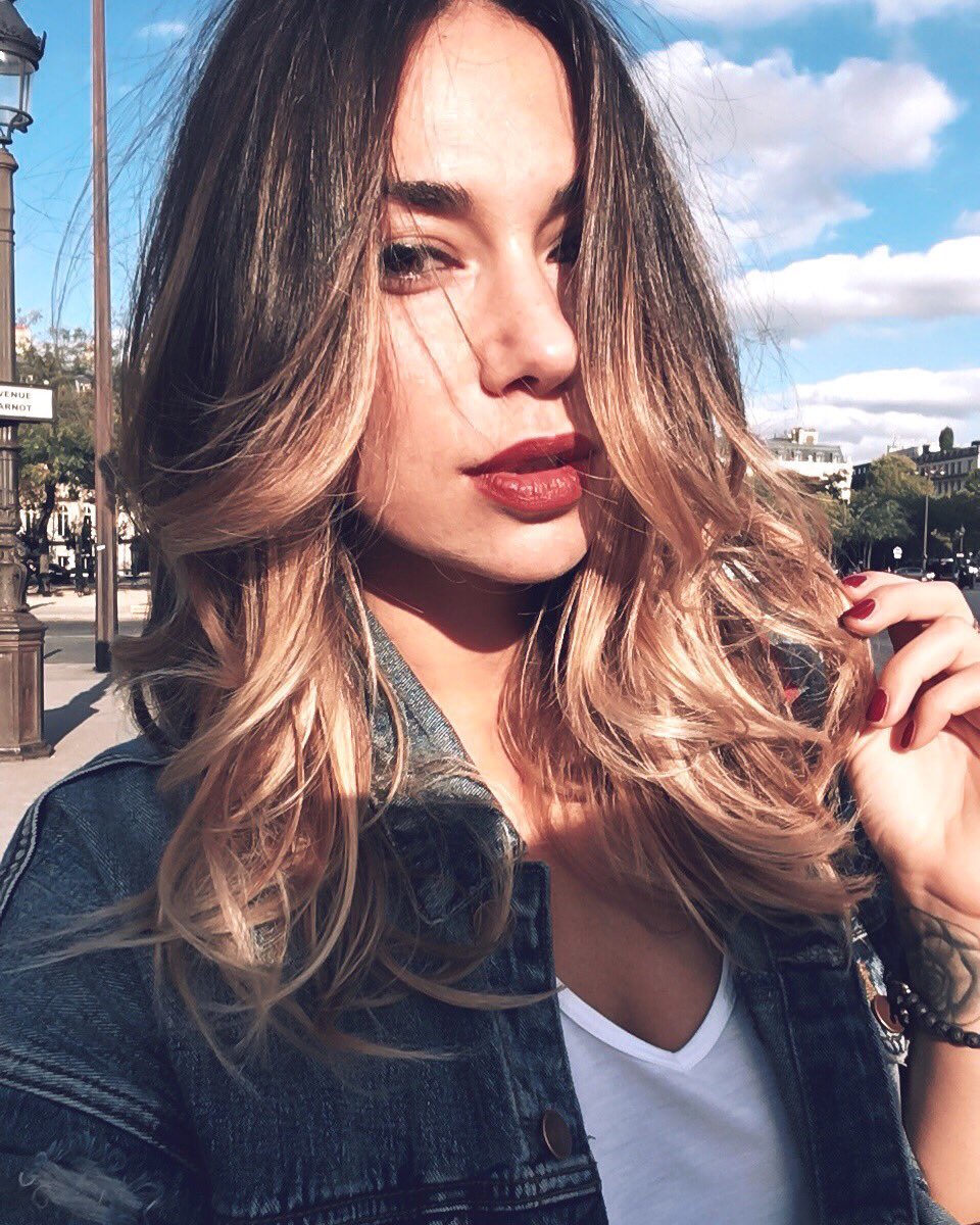 LaTeamClio's tweet photo. Beautiful Clio 💋 https://t.co/8prdpsp54b
