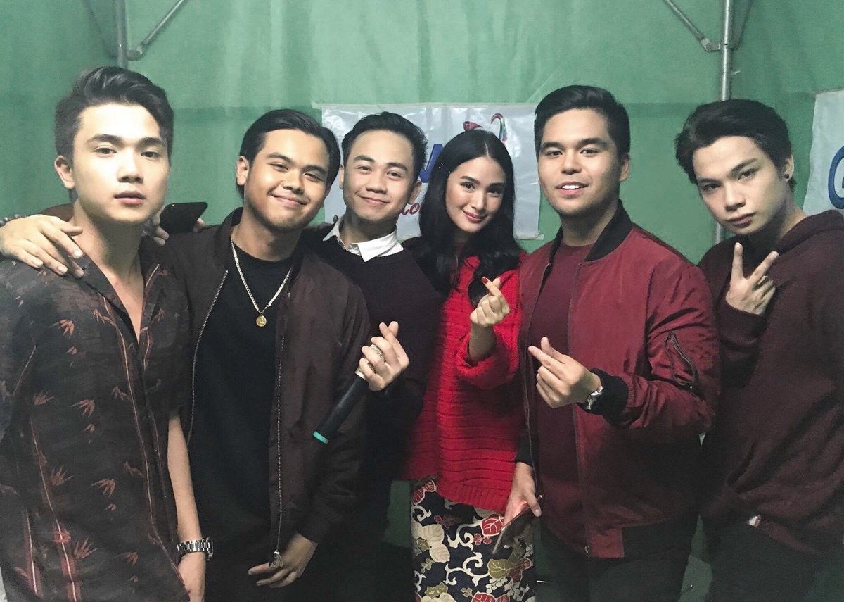 toponeproject's tweet photo. TOP with Gia of #MyKoreanJagiya Heart Evangelista for Robinsons Pangasinan mall show! https://t.co/6zolaRsvCg