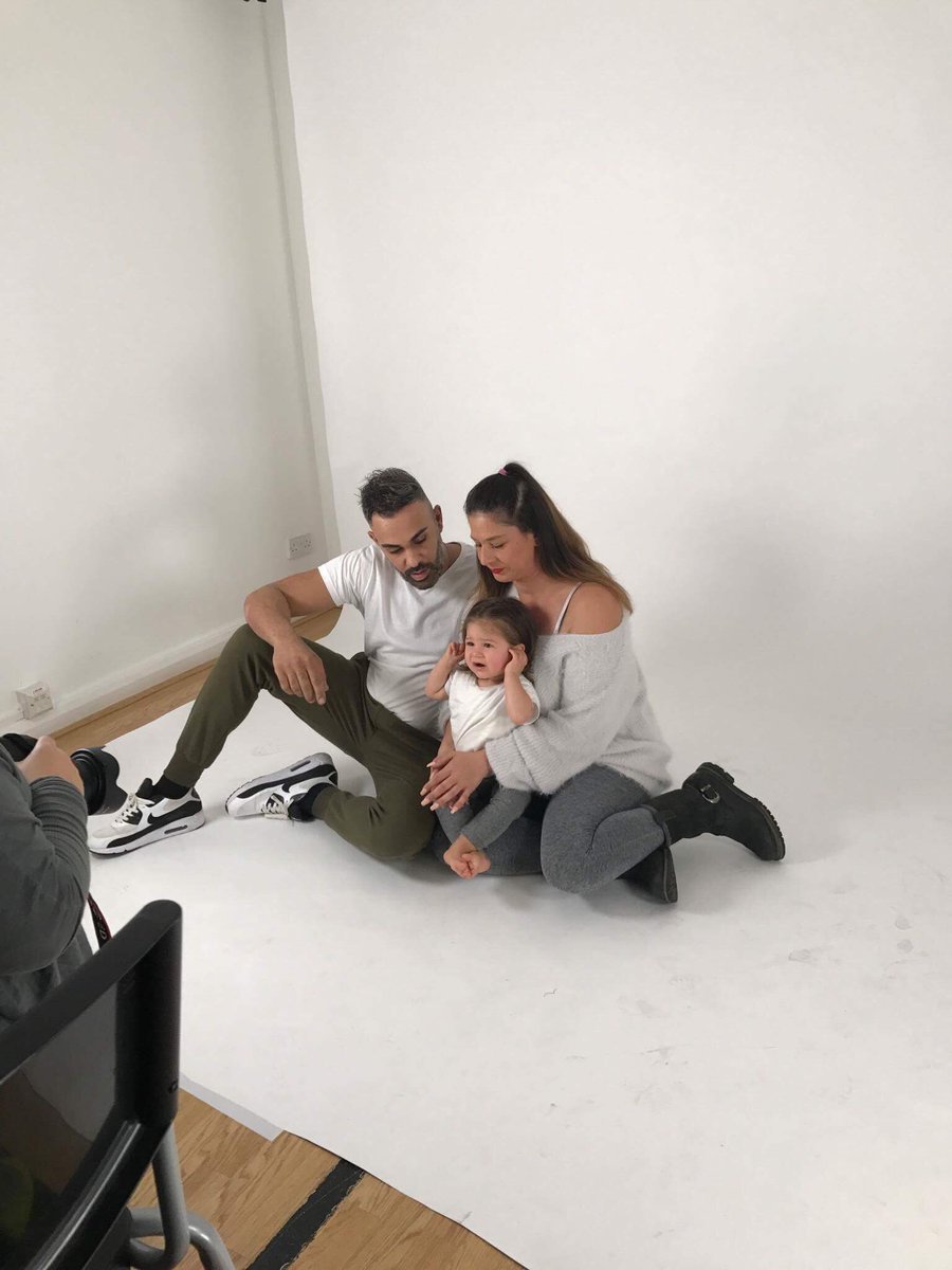 lacaramodels's tweet photo. Gavrielides family behind the scenes at our photoshoot #lacarateam #family #familymodels #babymodel #daddymodel #mummymodel https://t.co/wAuj3dImPZ