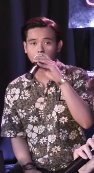 louienaticsofcl's tweet photo. hoooooooo ohhhhhh

#SpotlightTOPTorete https://t.co/Ie4gg8kUnz