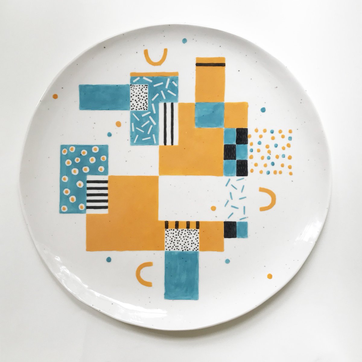 LondonPotters's tweet photo. Lovely sunny weekend! Great opportunity to see and buy #ceramics from eight of our members taking part in @handmadebritain @kewgardens https://t.co/5Ib1yjnYLt