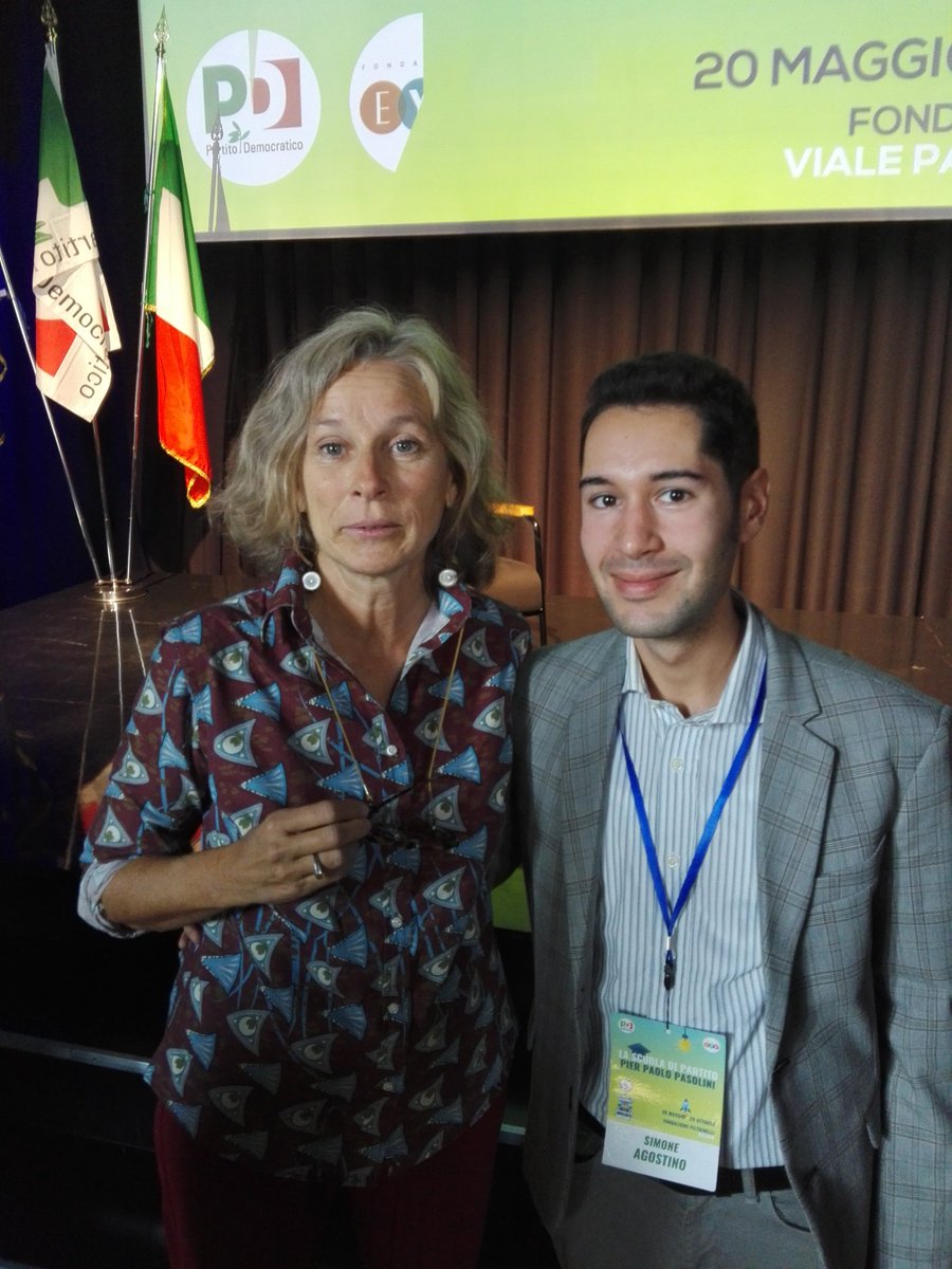 simoneprem's tweet photo. Con @GioMelandri alla #scuolapierpaolopasolini @FondazioneEYU @PdMilano @pdnetwork @FondFeltrinelli bellissima lezione #humanfoundation #Pd https://t.co/NGXIk9t8TS