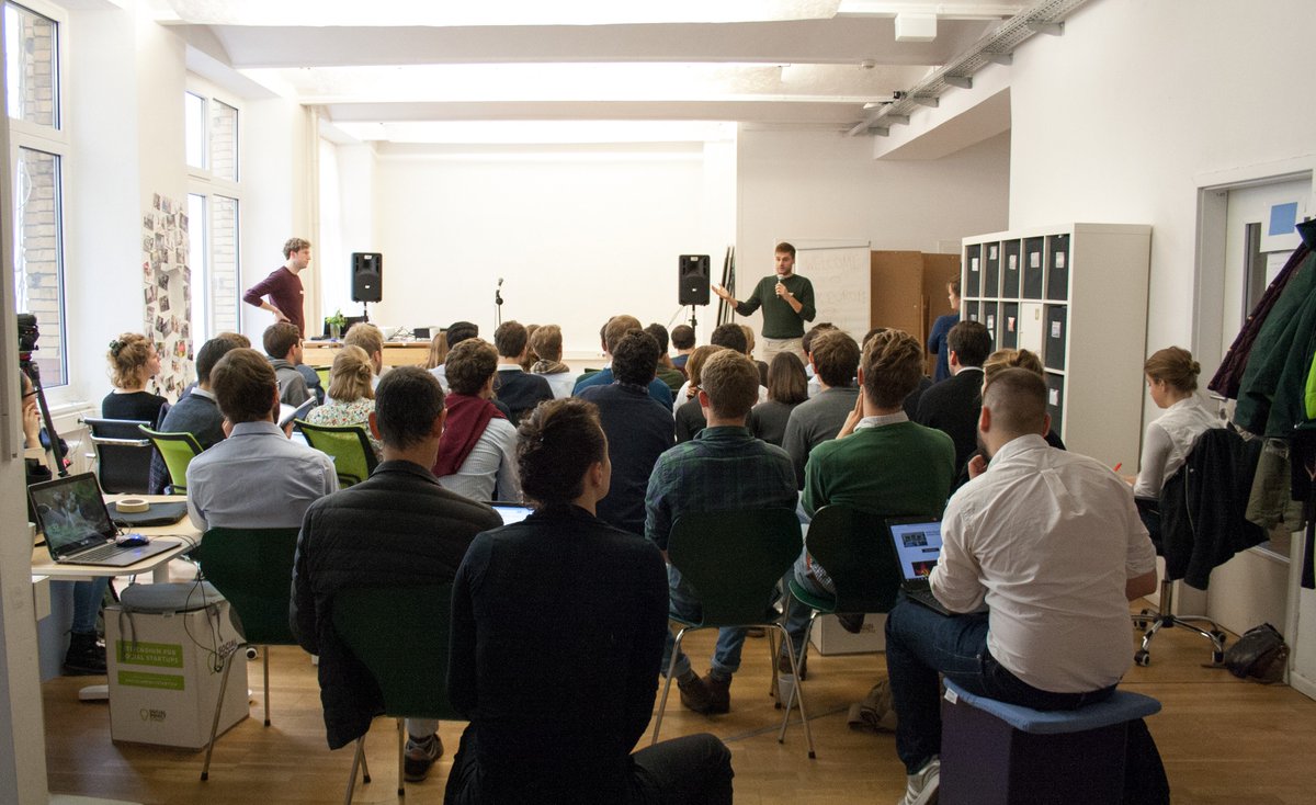 1st General Assembly 😍@VoxEurope Follow it live now: mailchi.mp/7118c606b63f/l…!