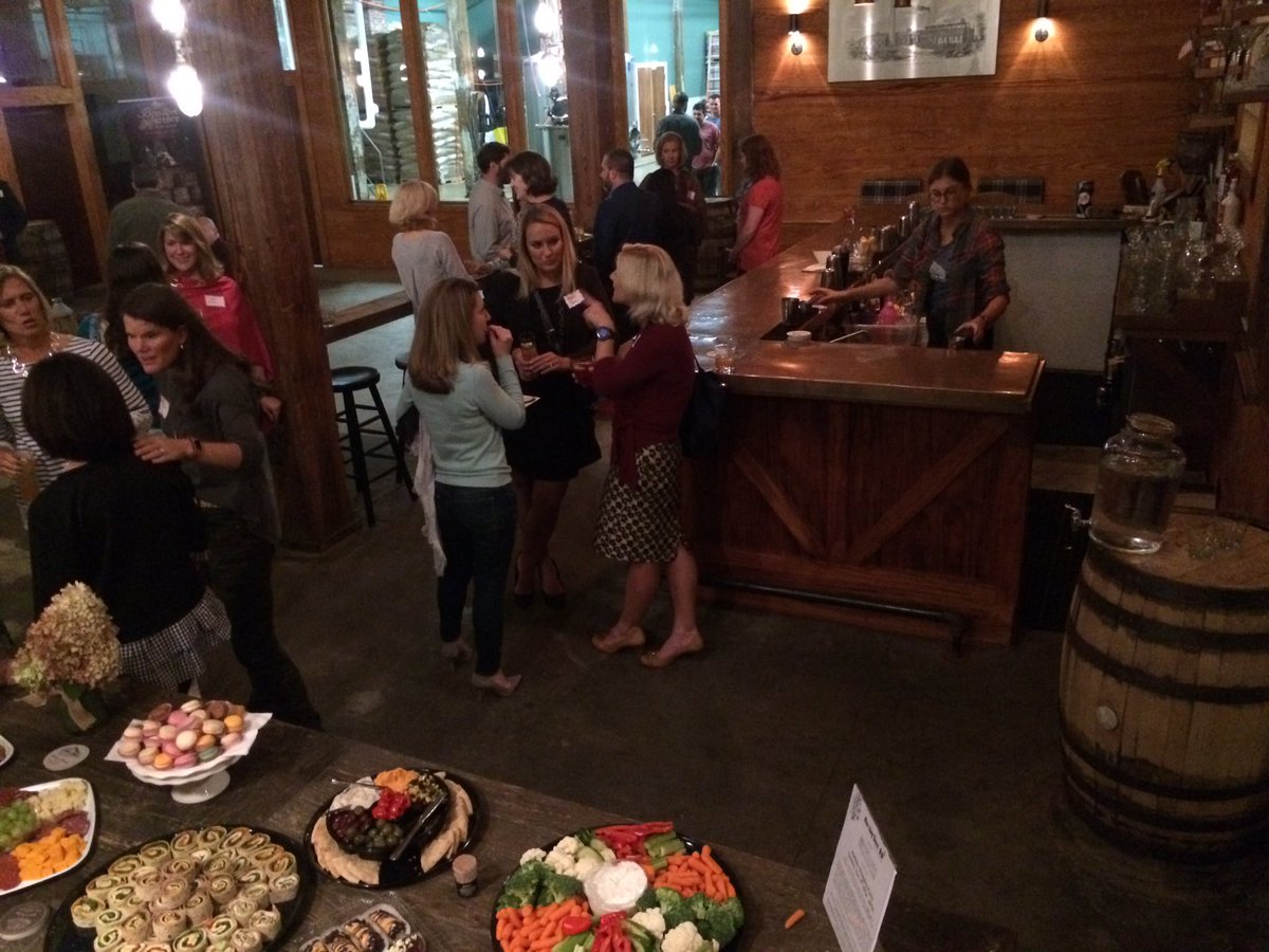 MiltonMAJuniors's tweet photo. Thank you @BosHarborDistil  for hosting our New Member Night. Cheers! #Mjwc #rum #whiskey https://t.co/bHetFsbYiy