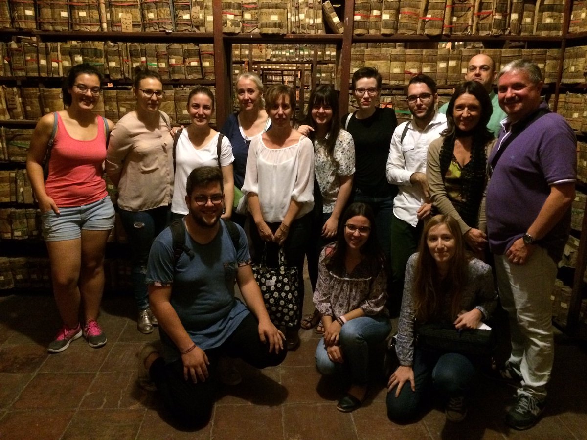 Visita al archivo del Real Colegio-Seminario del Corpus Christi de Valencia con los alumnos de Musicología del <a href="/csmvalencia/">CSMValencia</a>