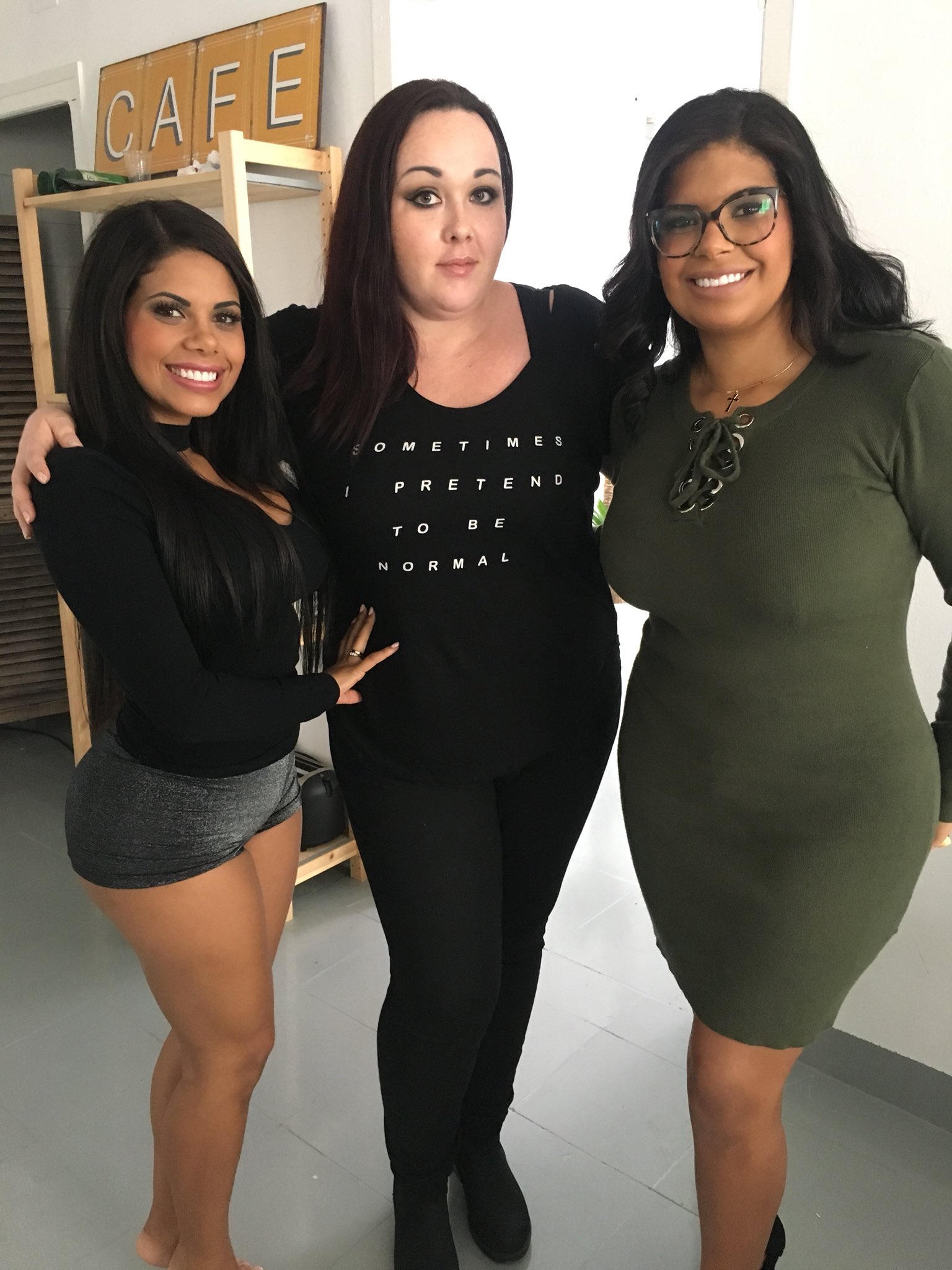 TW Pornstars Kesha Ortega. Twitter. Rodando con medicensheila1