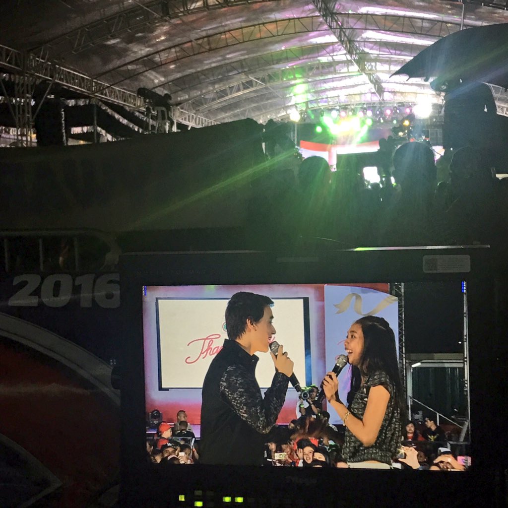 billyyyboooo's tweet photo. Kaloka magkagulo ang mga faney ng #Mayward. Ugong. Giba. Lindol levels ang sigawan. #BKThankYouatEK 😱 https://t.co/kwyAYGmaUy