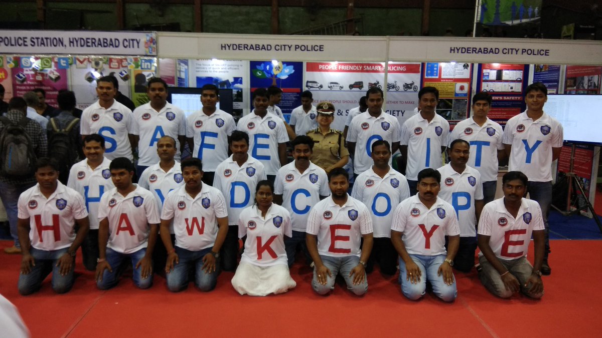 hydcitypolice's tweet photo. #ipmmr
Police expo at lb stadium https://t.co/54TVuR1fEl