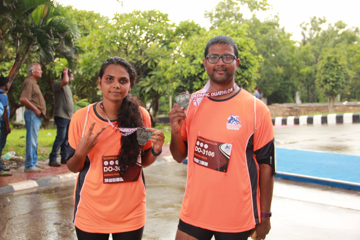 oneglint's tweet photo. An encouraging partner is all it takes you to be fit. Find one.
#HT2017 @hydtriathlon https://t.co/EtOoVdBu8d