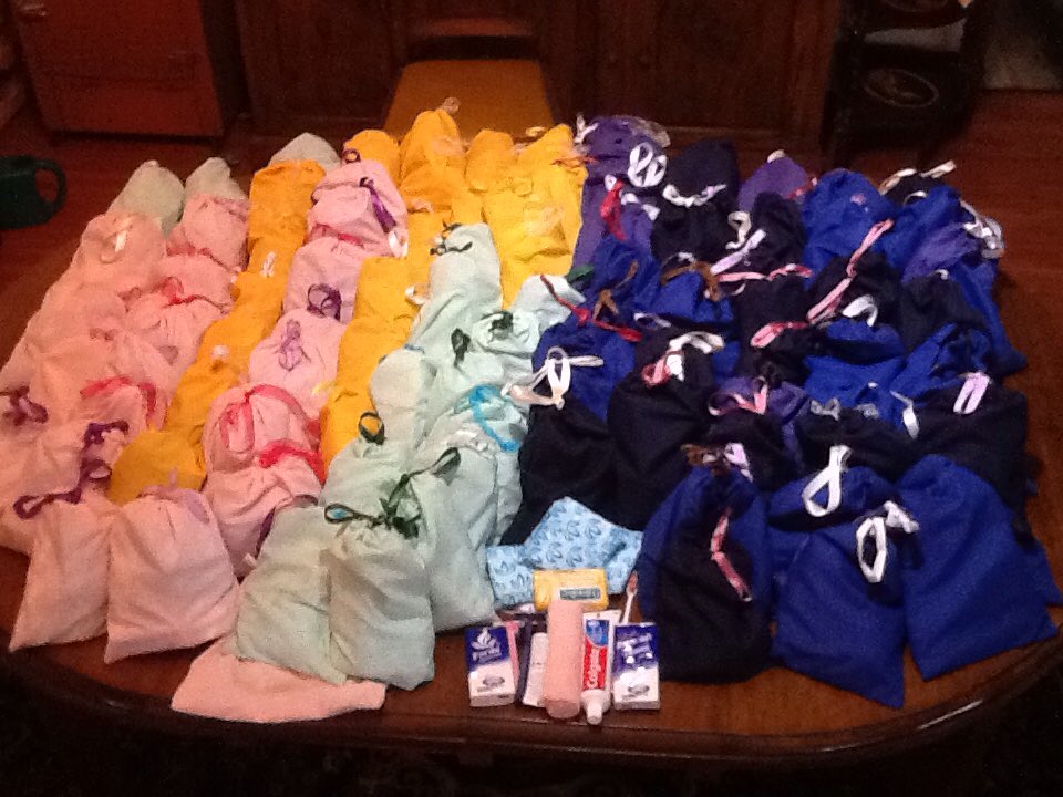 ForsterSvante's tweet photo. Some of Val's toiletry bags for the homeless! https://t.co/a4dLY6m6FN