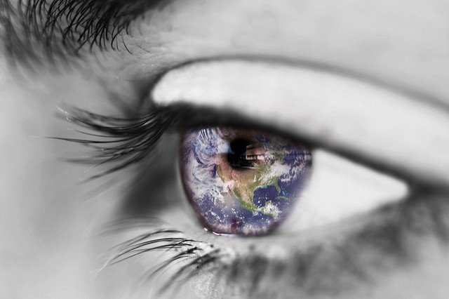 digitaleyestrai's tweet photo. Eyes Twitching…? Something important you need to know https://t.co/VRwFzOY922 https://t.co/5rDo3Jr168