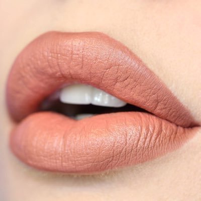 Lipslocks1's tweet image. 