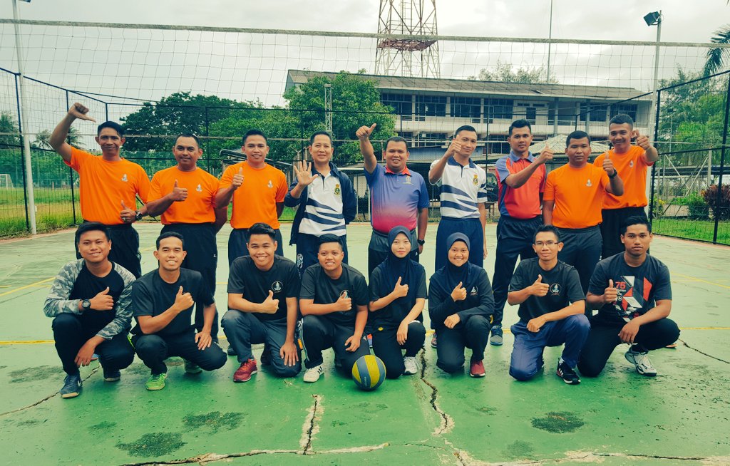 PSTL LABUAN TLDM (@pstltldm) on Twitter photo #jomturunpadang Sekitar Sambutan #HSN2017 Pangkalan TLDM Tg. Purun #navypeople #bz <a href="/ZalmiZamberi/">Mohd Zalmi Zamberi</a> <a href="/iMSafwaN87/">Safwan Rashid</a> #jomturunpadang Sekitar Sambutan #HSN2017 Pangkalan TLDM Tg. Purun #navypeople #bz <a href="/ZalmiZamberi/">Mohd Zalmi Zamberi</a> <a href="/iMSafwaN87/">Safwan Rashid</a>