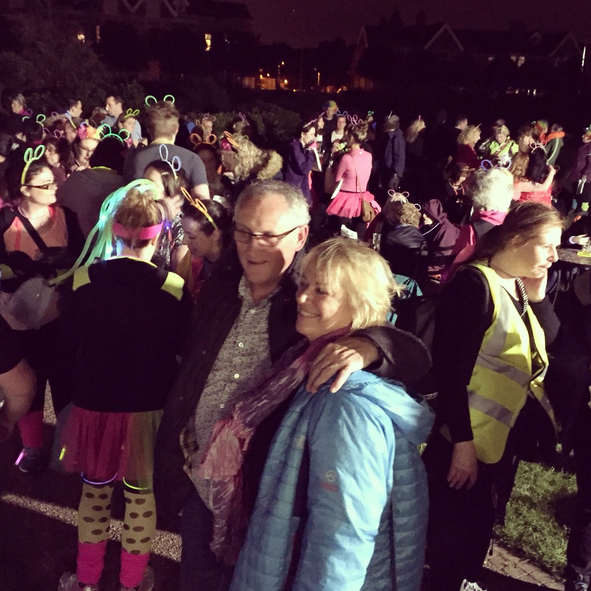 wirralhospice's tweet photo. 💙💞 A massive big #thankyou to all of our #glowwiththeflow #walkers, #volunteers, #sponsors @DVACltd &amp; @tanskeys_bar , our entertainment @SingMeMersey &amp; #wirralukulelfanatics ! #hurrah to each and every one of you! https://t.co/WGwYsnbuwk