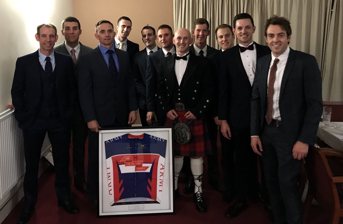 army_mens's tweet photo. A fantastic evening to reflect on the 2017 season. Many thanks to our ambassador and guest speaker @alexdowsett for taking the time. https://t.co/uElnfReKPt