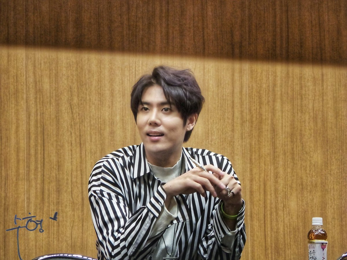 Cholong501's tweet photo. 오랜만이에요 오빠💕

#김규종 #kyujong #ss501 #ss301 https://t.co/dDb0KnjLJU