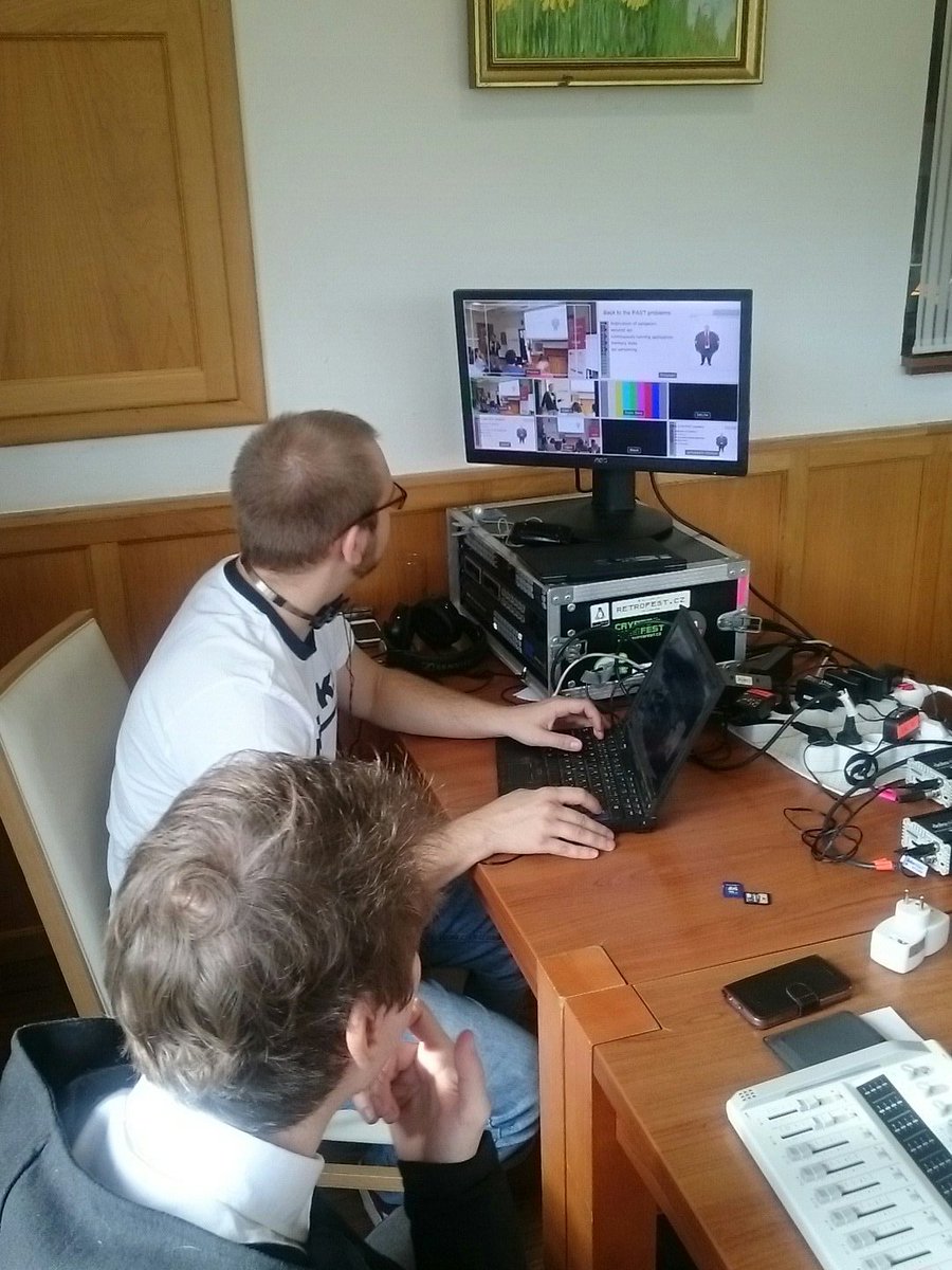 jopenspace's tweet photo. #joscz2015 začíná! https://t.co/8F1Fp3jSpI