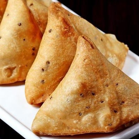 FLEatmarket's tweet photo. The People Tree brings a taste of contemporary India with delicious dal and street food bites @FLEatmarket 29 Oct https://t.co/mQUmuLmYrs https://t.co/m0v2D0KO80